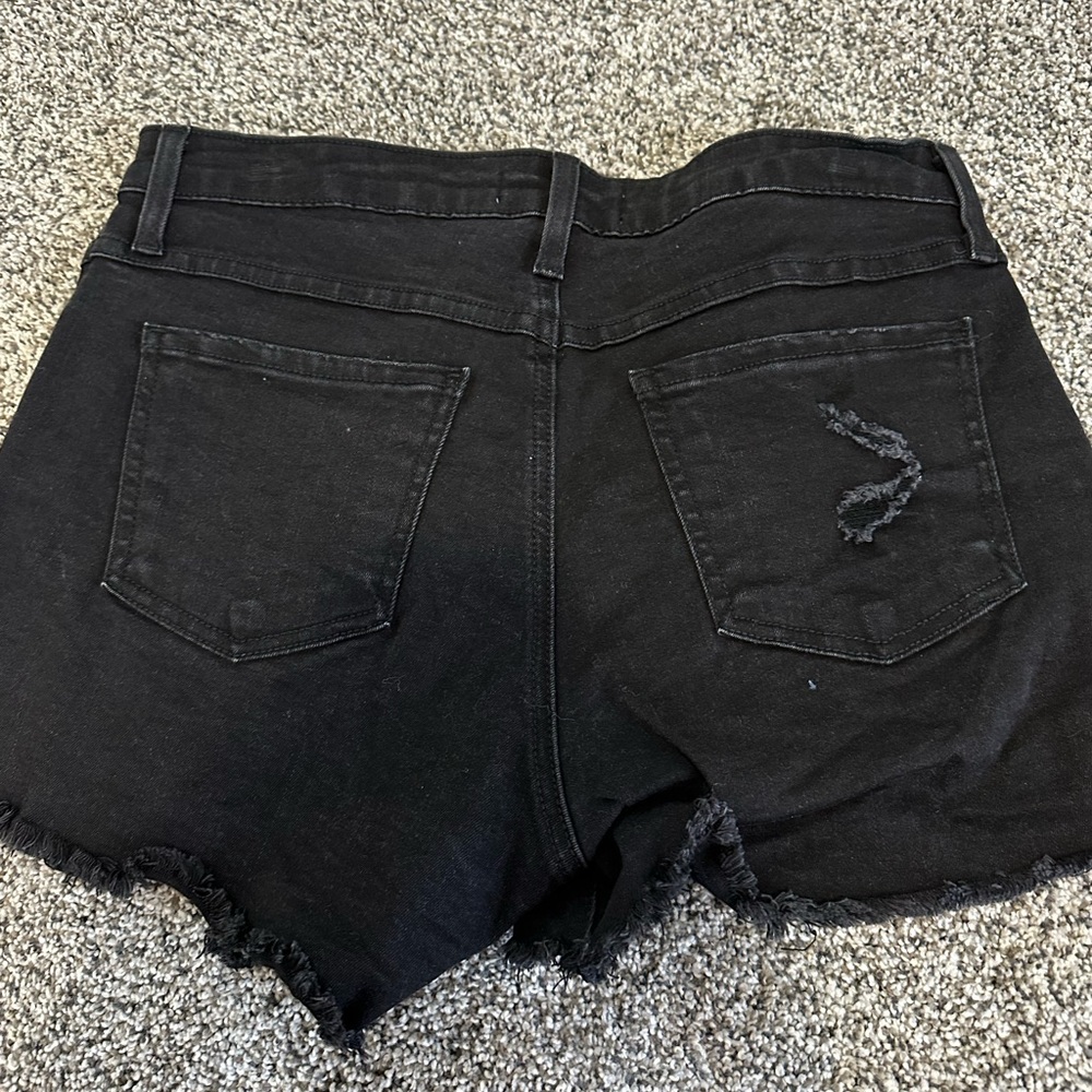 Black distressed Jean shorts. Size large. - Picture 3 of 3